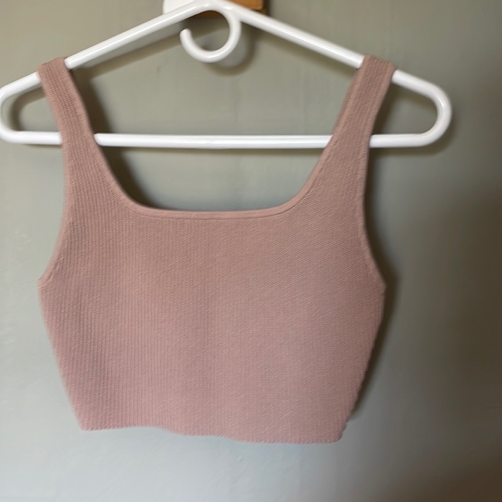Babaton sculpt crop tank